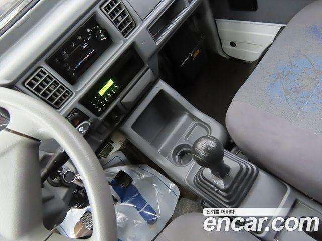 ChevroletGMDaewoo damas 2-Seater Panel-Van DLX 2WD