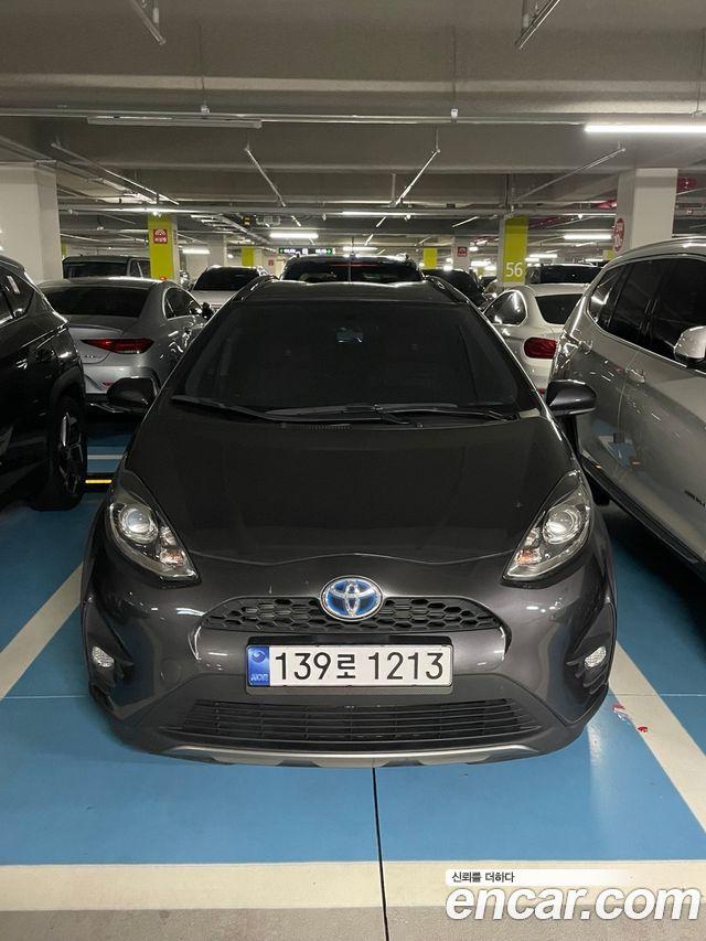 Toyota Prius 1.5 Crossover 2WD