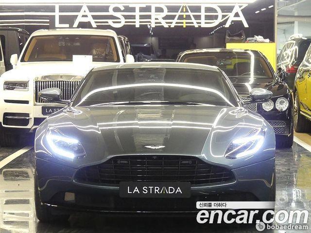 Astonmartin DB11 4.0 V8 Coupe 2WD