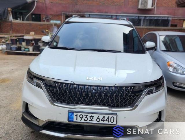 Kia Carnival Gasoline 9-Seater Signature 2WD