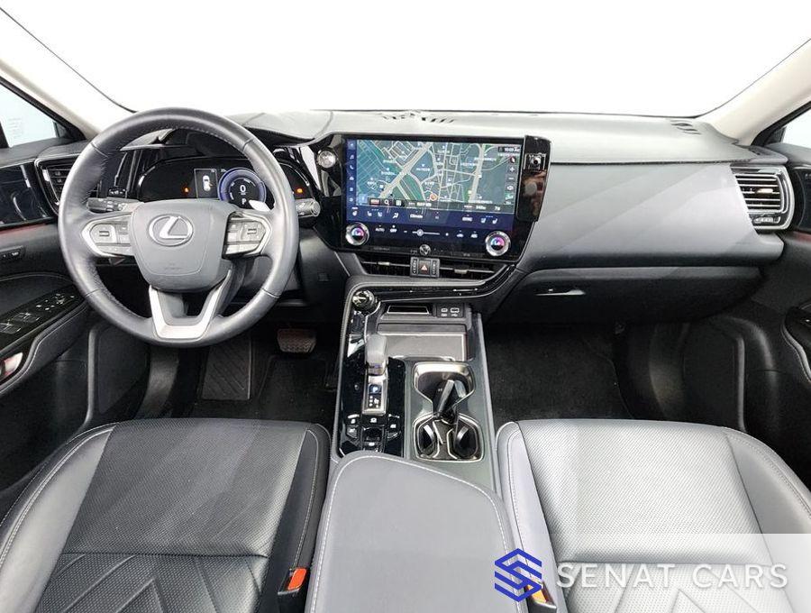 Lexus NX Premium 2WD