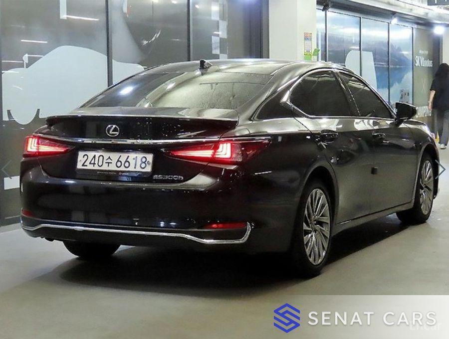 Lexus ES Luxury Plus 2WD