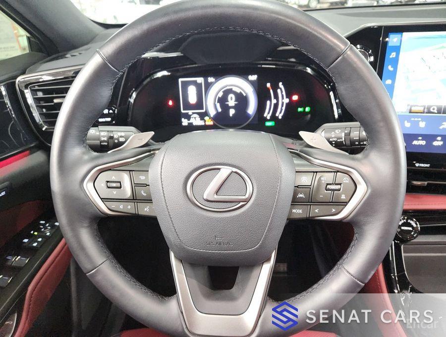 Lexus NX Premium 2WD