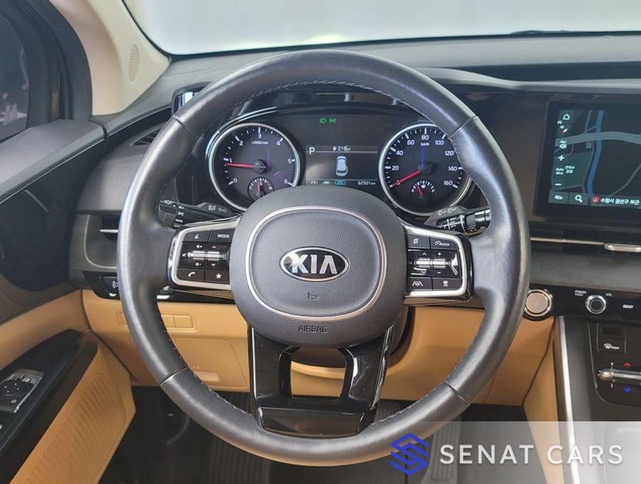 Kia Carnival 11-Seater Prestige 2WD