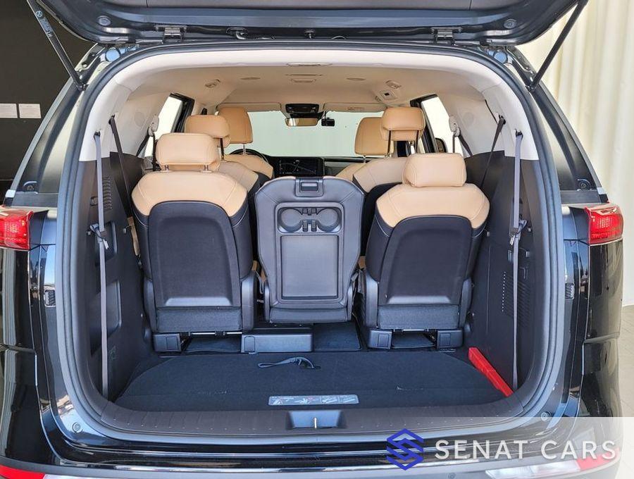 Kia Carnival 11-Seater Prestige 2WD