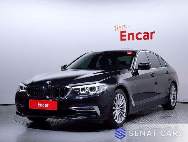 BMW 5-Series 520i Luxury 2WD