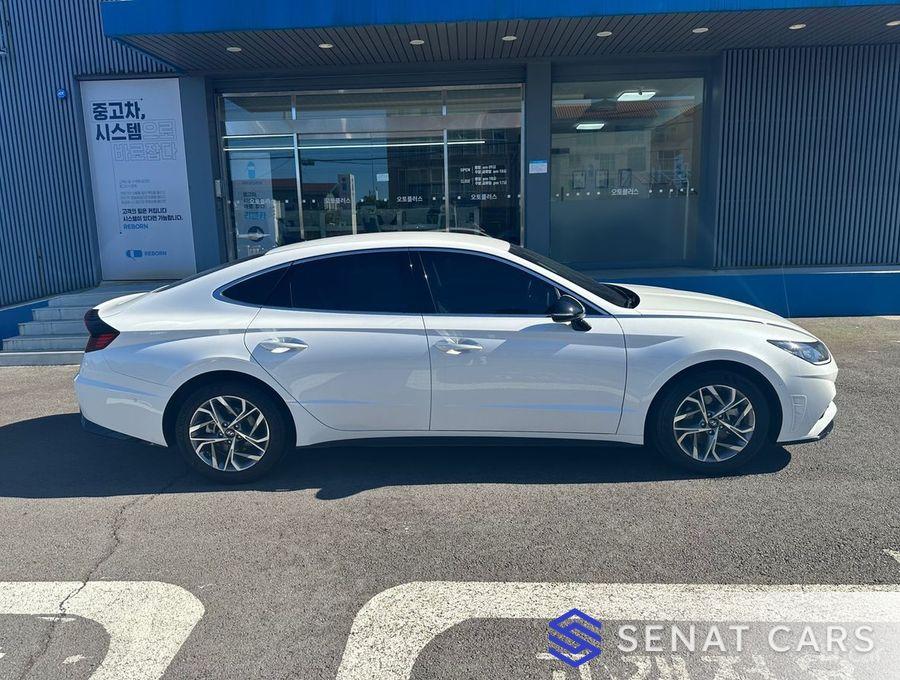 Hyundai Sonata 2.0 Premium Plus 2WD