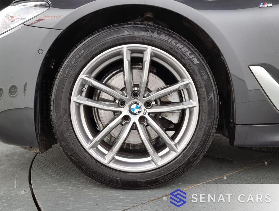 BMW 5-Series 520i M Sport 2WD