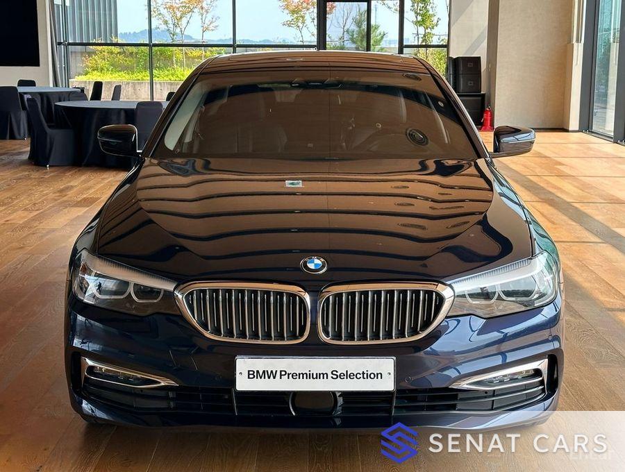 BMW 5-Series 520i Luxury 2WD