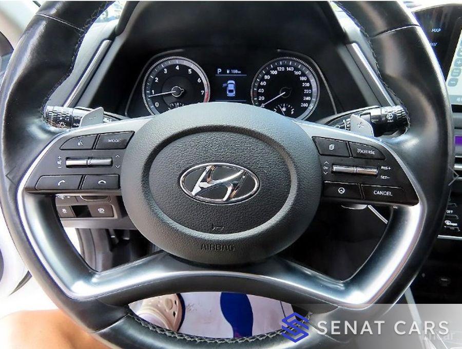 Hyundai Sonata 2.0 Premium 2WD