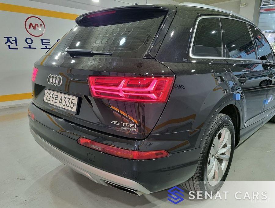 Audi Q7 45 TFSI Quattro 4WD