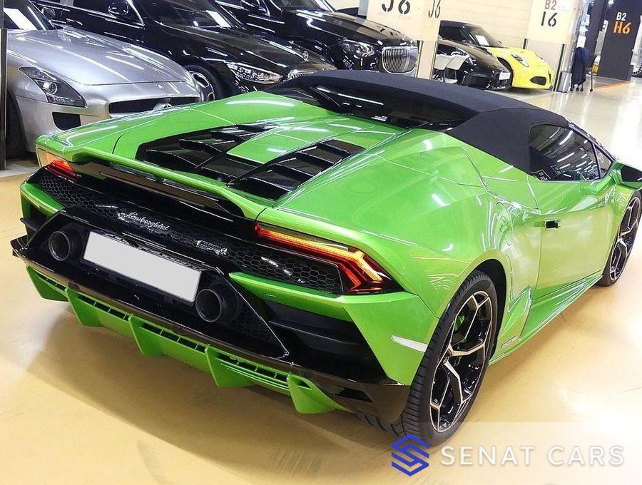 Lamborghini Huracan LP640-4 EVO Spyder 2WD