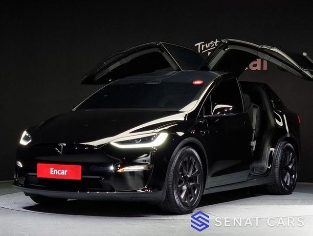 Tesla Model X  AWD