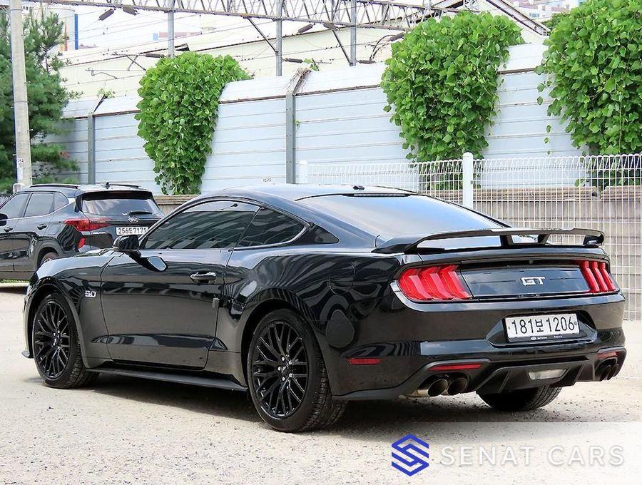 Ford Mustang GT Coupe 2WD