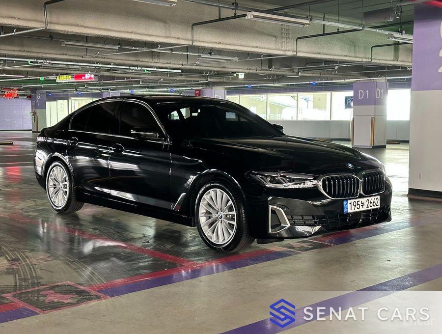 BMW 5-Series 520i Luxury 2WD