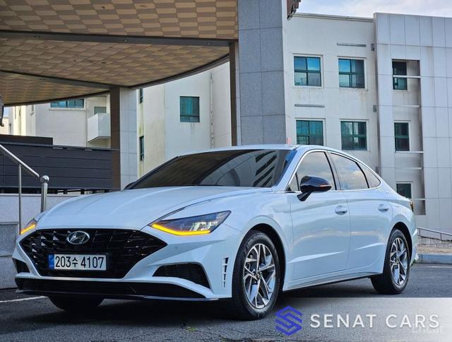 Hyundai Sonata 2.0 Premium Plus 2WD