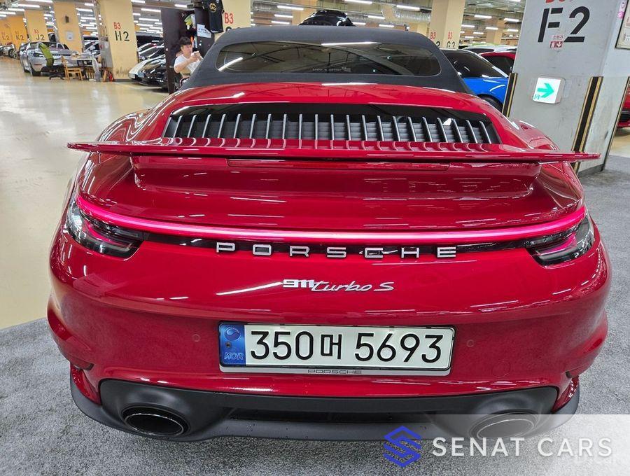 Porsche 911 Turbo S Cabriolet 2WD