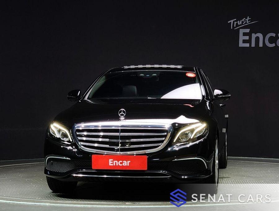 Mercedes-Benz E-Class E300 4MATIC Exclusive 4WD