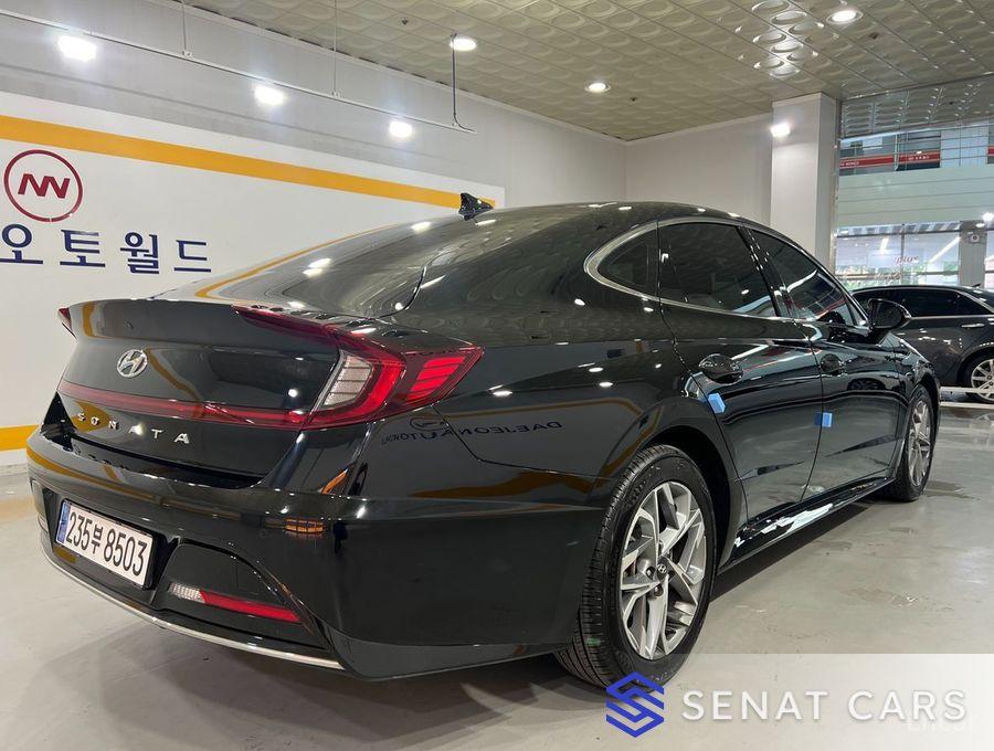 Hyundai Sonata 2.0 Premium Plus 2WD