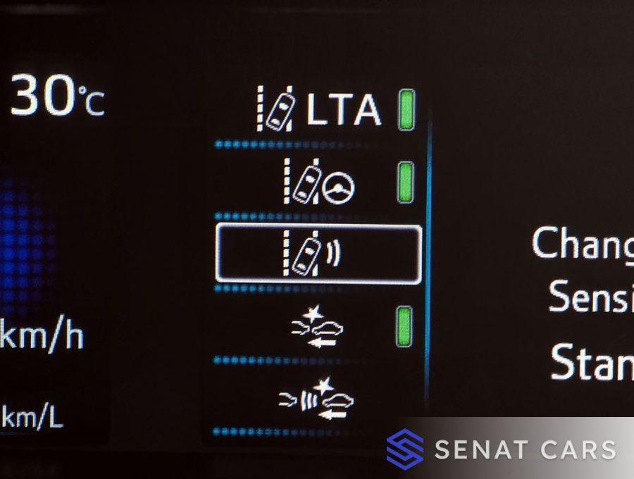 Toyota Prius 1.8 2WD