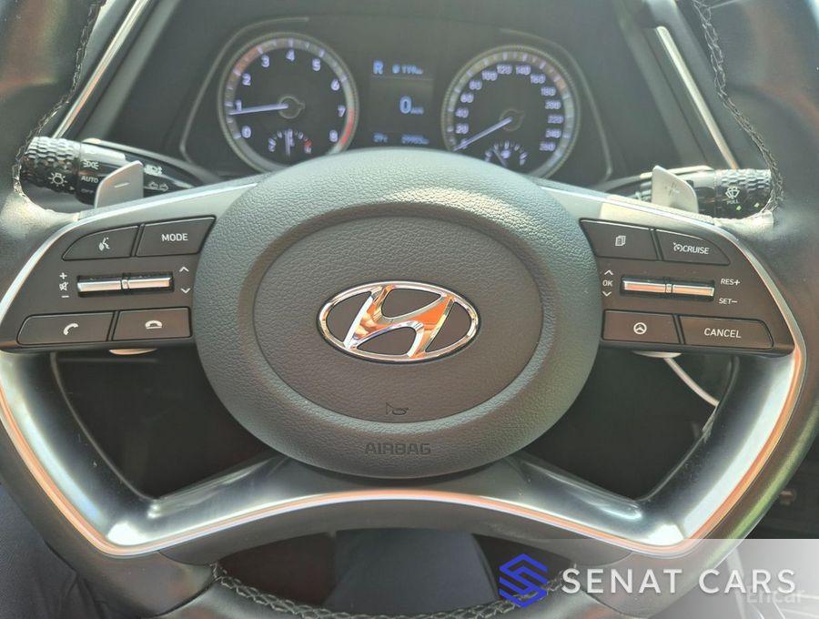 Hyundai Sonata 2.0 Premium Family 2WD