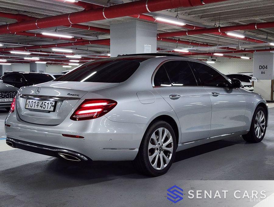 Mercedes-Benz E-Class E300 4MATIC Exclusive 4WD