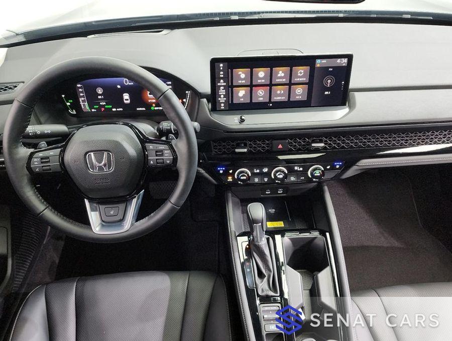 Honda Accord 2.0 Hybrid Touring 2WD