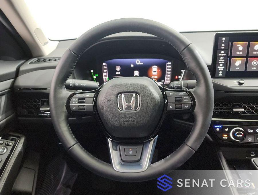 Honda Accord 2.0 Hybrid Touring 2WD