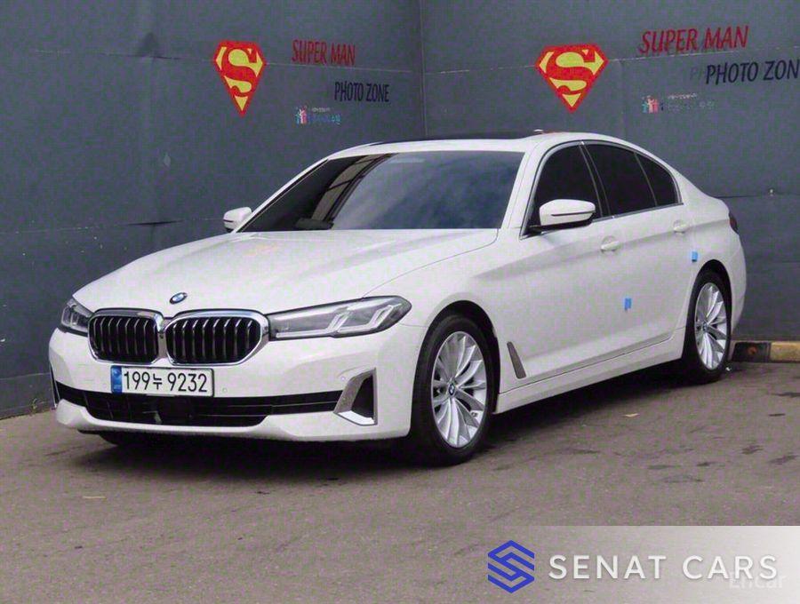 BMW 5-Series 520i Luxury 2WD