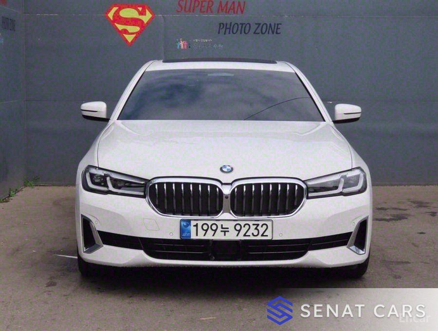 BMW 5-Series 520i Luxury 2WD