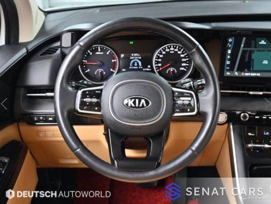 Kia Carnival 9-Seater Prestige 2WD