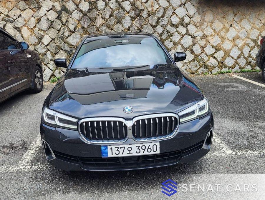 BMW 5-Series 520i Luxury 2WD