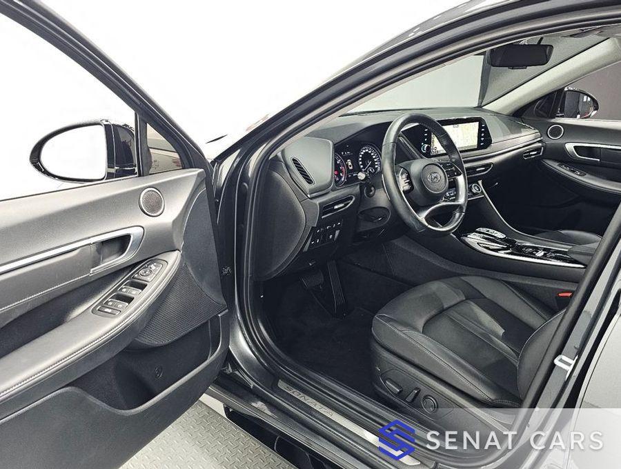 Hyundai Sonata 2.0 Premium Plus 2WD