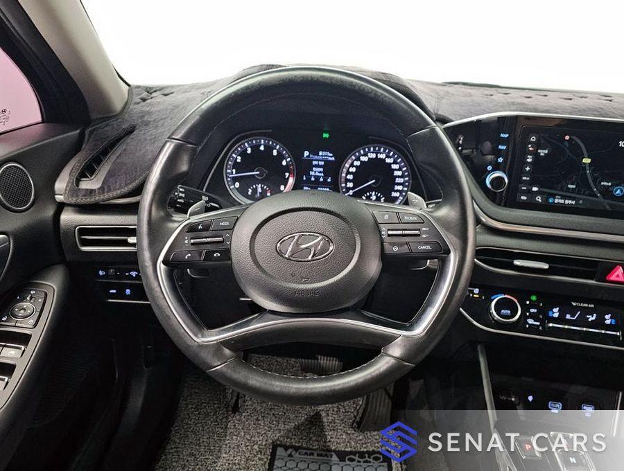 Hyundai Sonata 2.0 Premium 2WD