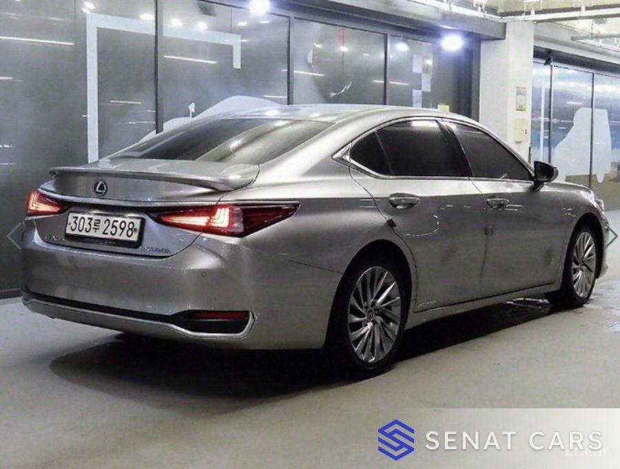 Lexus ES Luxury Plus 2WD