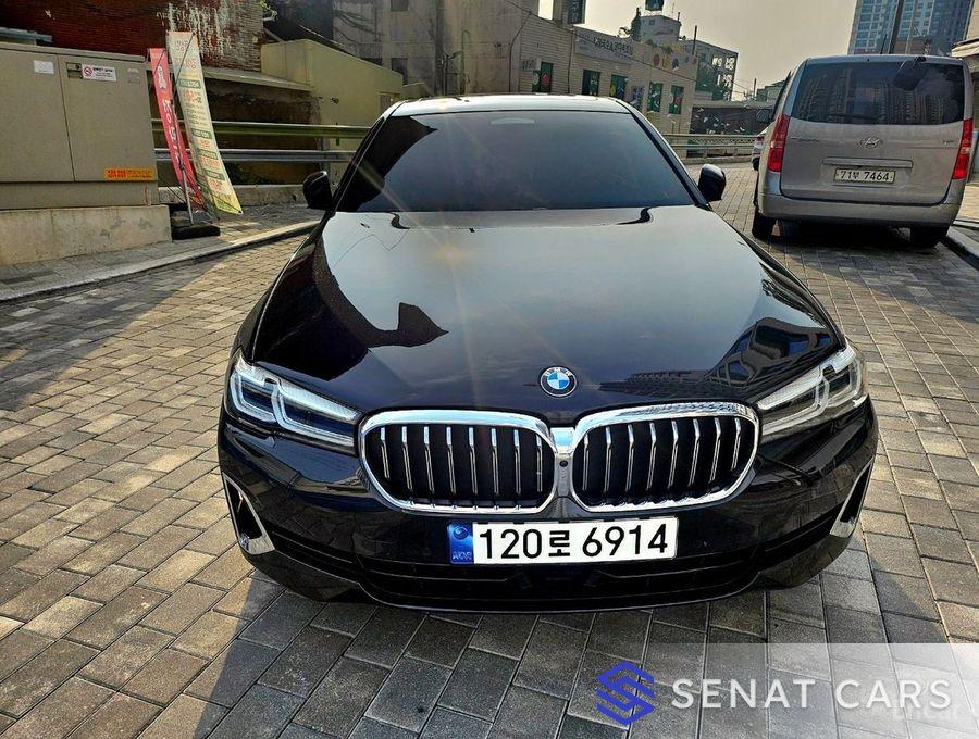 BMW 5-Series 520i Luxury 2WD