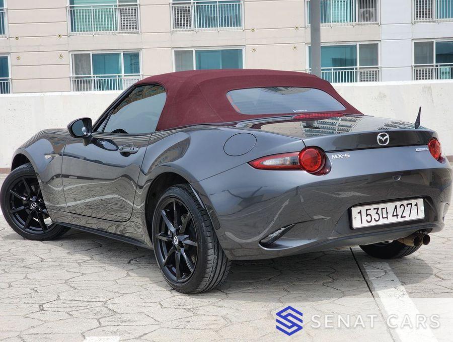 Mazda MX-5 Miata Miata 2WD