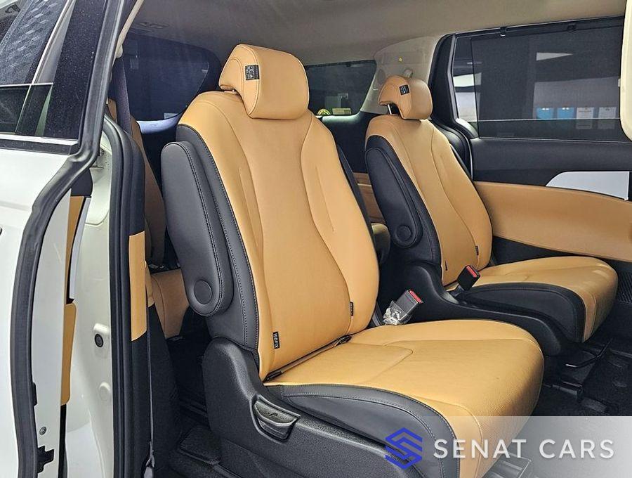 Kia Carnival Gasoline 9-Seater Noblesse 2WD