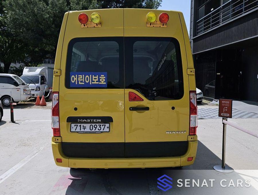 Renault-KoreaSamsung Master School Bus 13-Seater 2WD