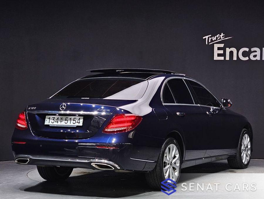 Mercedes-Benz E-Class E300 4MATIC Exclusive 4WD