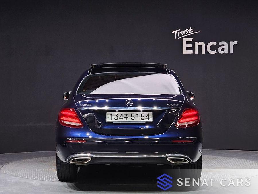 Mercedes-Benz E-Class E300 4MATIC Exclusive 4WD