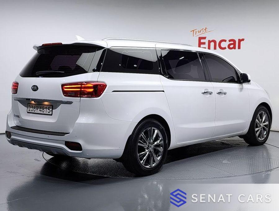 Kia Carnival 9-Seater Noblesse Special 2WD