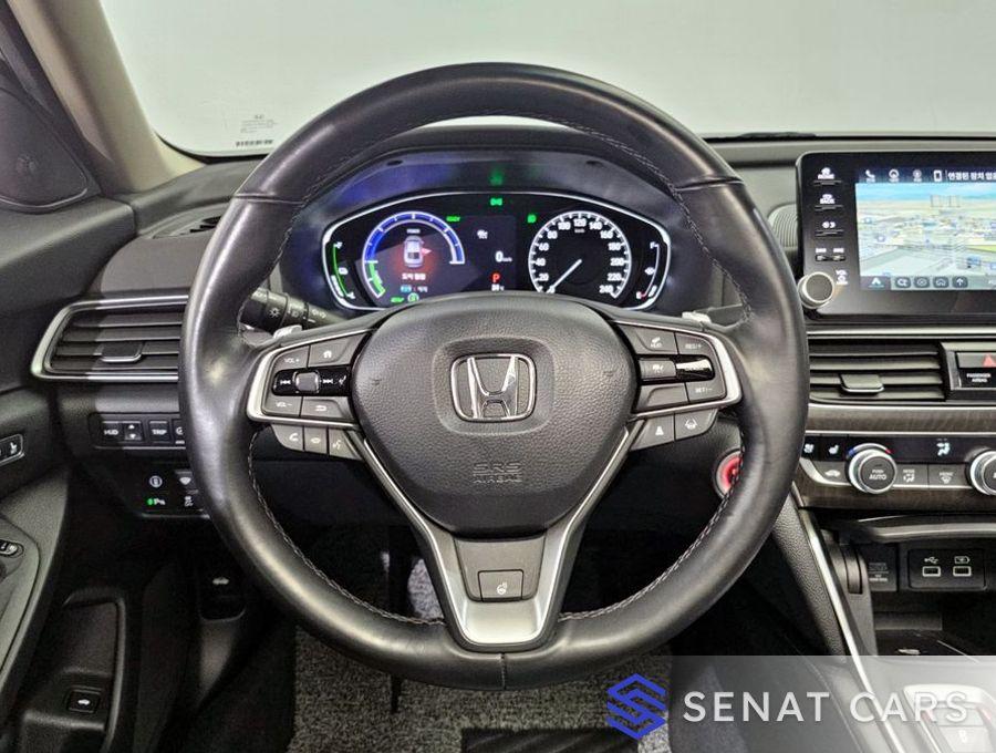 Honda Accord 2.0 Hybrid Touring 2WD