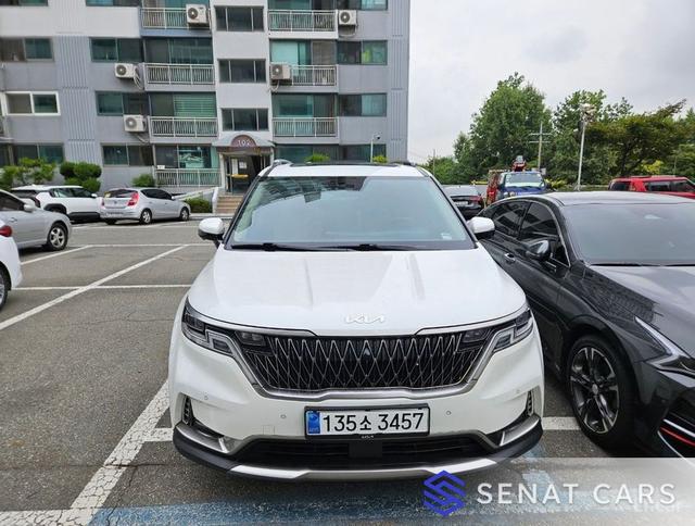 Kia Carnival 9-Seater Signature 2WD