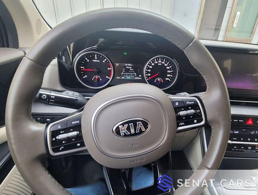 Kia Carnival 9-Seater Prestige 2WD