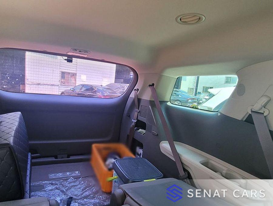 Kia Carnival 9-Seater Prestige 2WD