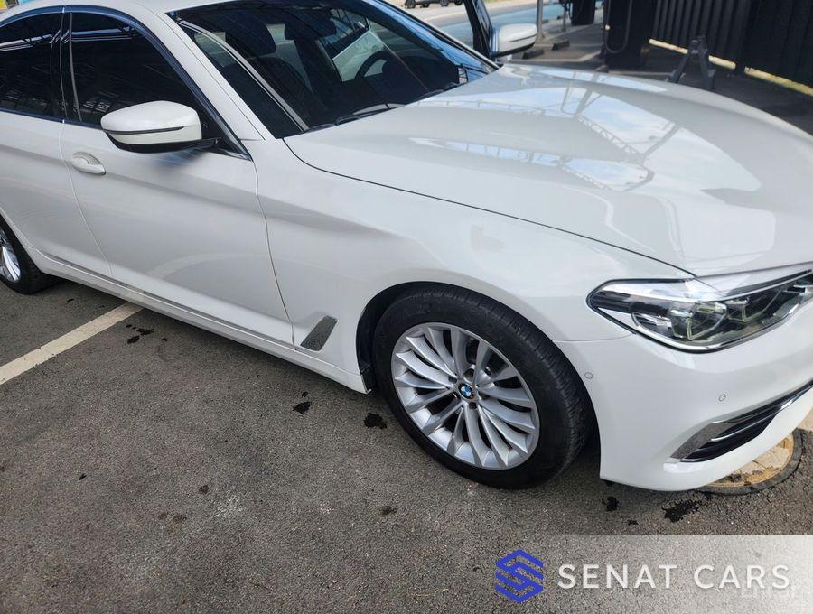 BMW 5-Series 520d Luxury Plus 2WD