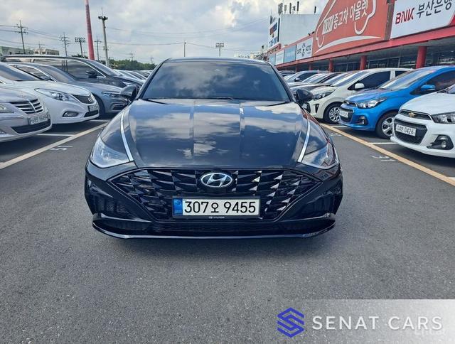 Hyundai Sonata 2.0 Premium Plus 2WD