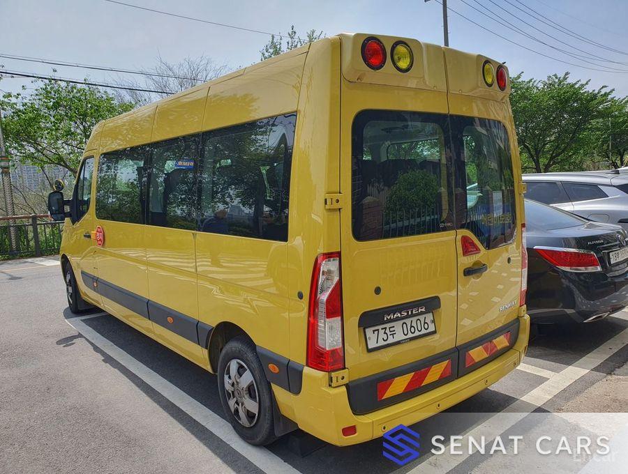 Renault-KoreaSamsung Master School Bus 15-Seater 2WD