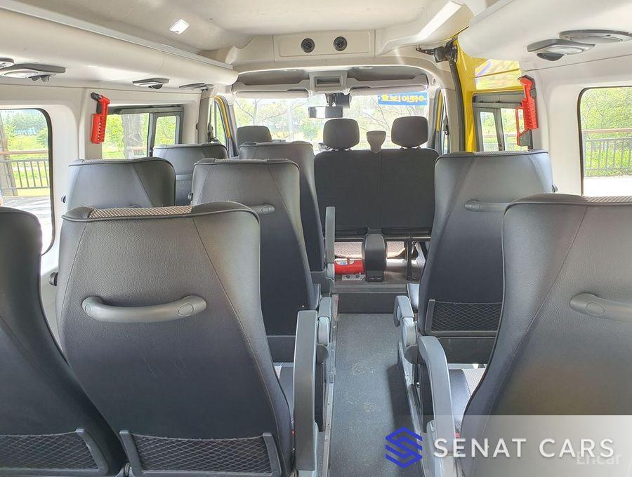 Renault-KoreaSamsung Master School Bus 15-Seater 2WD